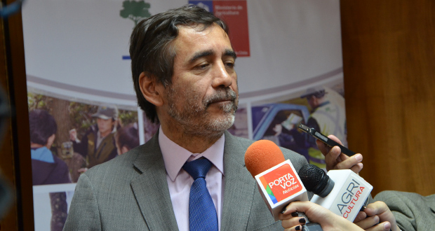 Director Ejecutivo de la Corporación Nacional Forestal (CONAF) Aarón Cavieres.