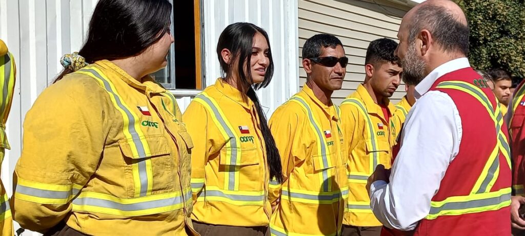 Chile conmemora el Día Nacional de las y los Brigadistas Forestales - CONAF