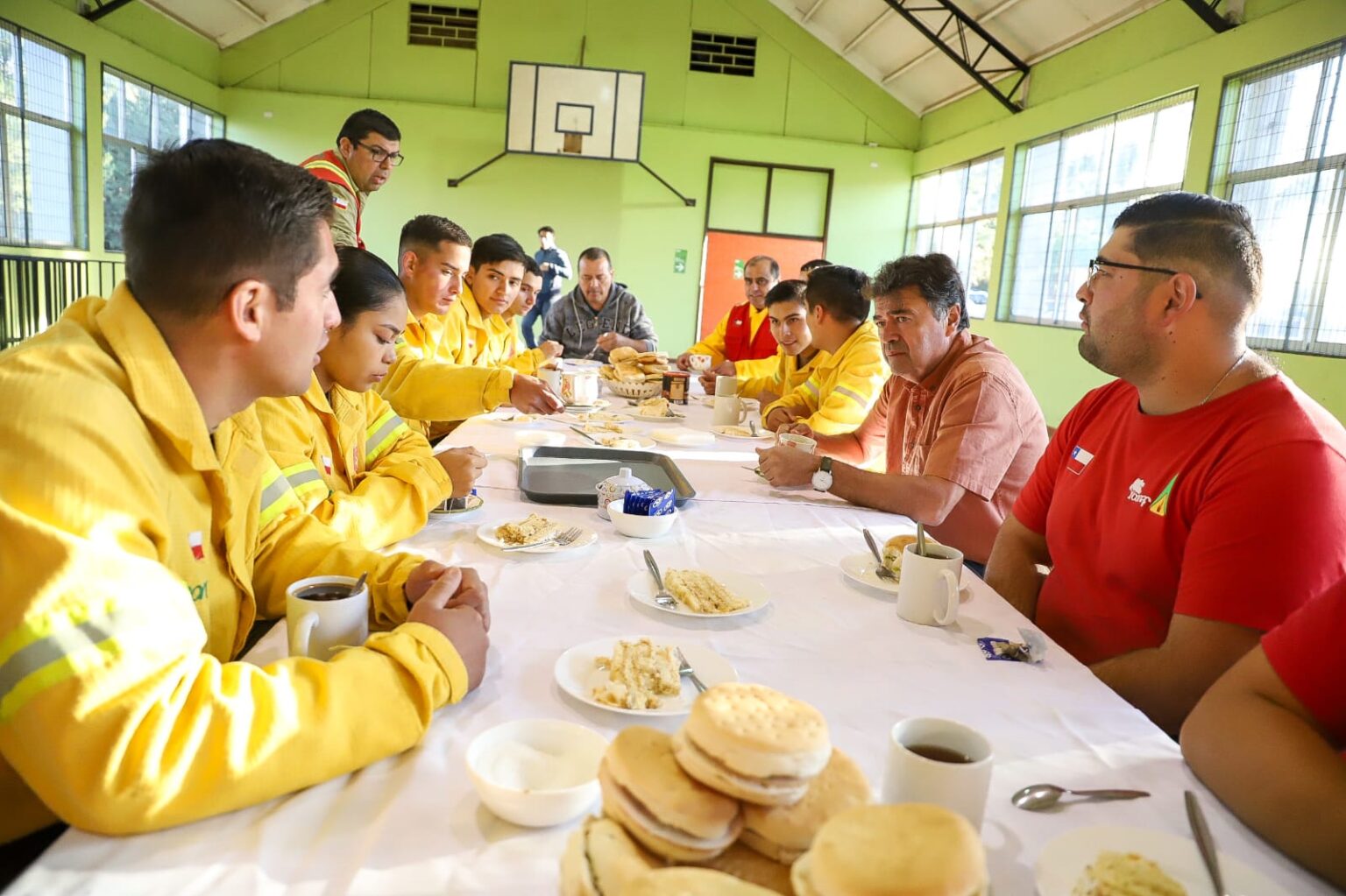 Chile conmemora el Día Nacional de las y los Brigadistas Forestales - CONAF
