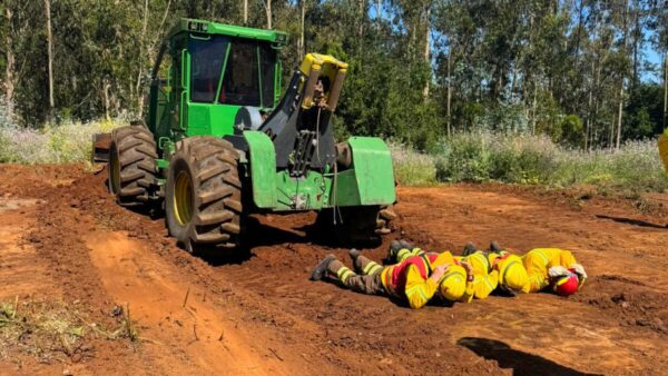 12-11-2025 Taller de maquinaria