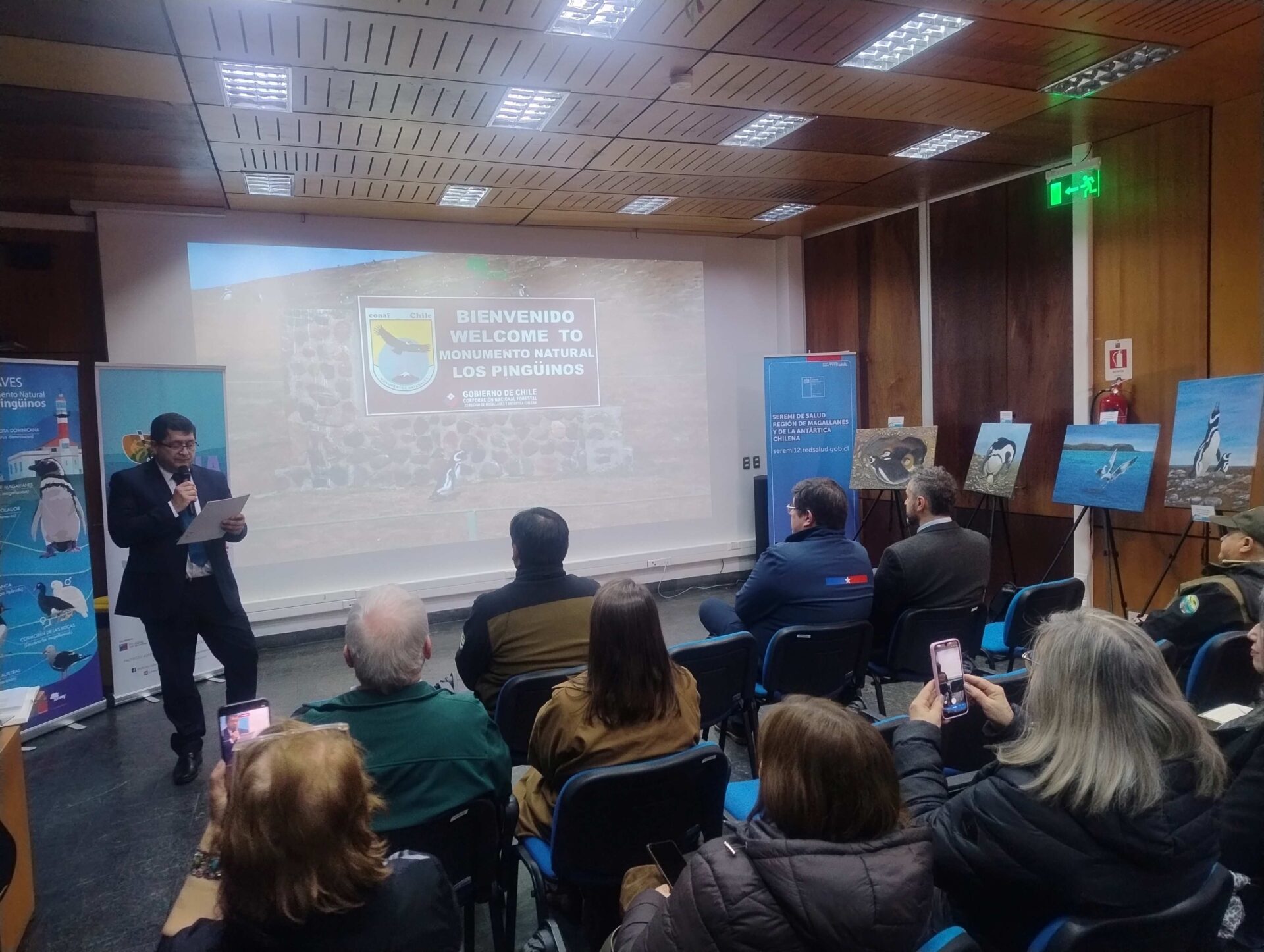 El director regional entregó las palabras de bienvenida al acto